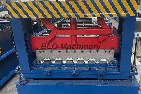  0,4-0,8 mm Metalldach- und Wandpaneel-/Platten-Rollformmaschine