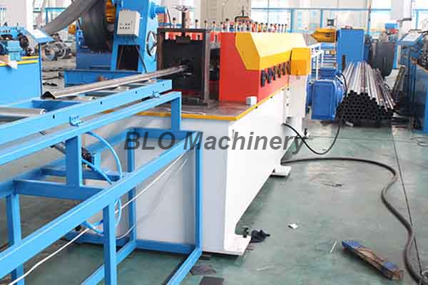 Fast Speed Special Tube Roll Forming Machine 