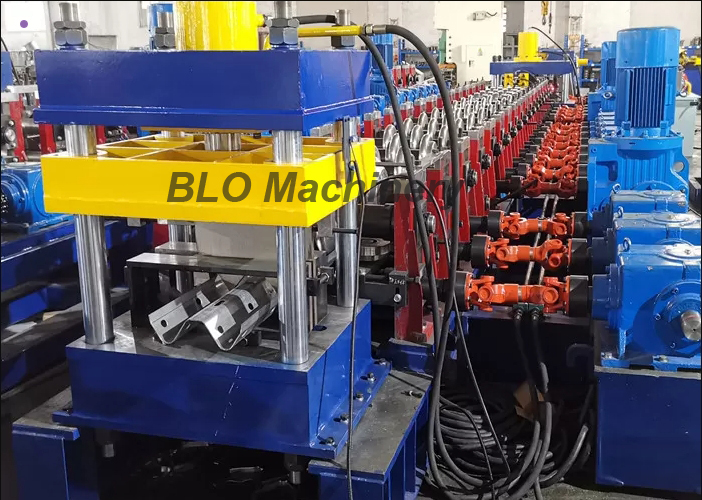 O que &eacute; a m&aacute;quina formadora de rolos de prote&ccedil;&atilde;o rodovi&aacute;ria e como &eacute; o mercado global de aplica&ccedil;&otilde;es 